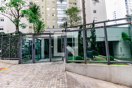 Apartamento para alugar com 120m², 4 quartos e 2 vagasFachada e portaria