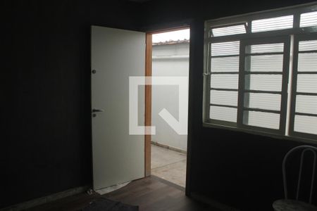 Sala de casa para alugar com 2 quartos, 60m² em Jardim Sabará, São Paulo