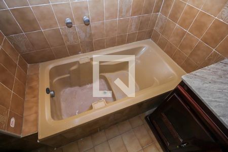 Apartamento à venda com 183m², 4 quartos e sem vagaBanheiro 1