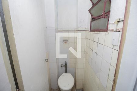 Apartamento à venda com 183m², 4 quartos e sem vagaBanheiro de Serviço