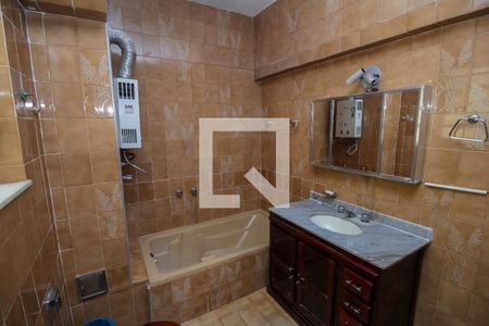 Apartamento à venda com 183m², 4 quartos e sem vagaBanheiro 1