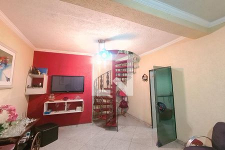 Sala de casa à venda com 3 quartos, 220m² em Parque São Lucas, São Paulo