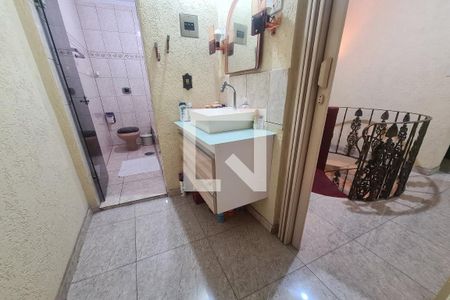 Casa à venda com 220m², 3 quartos e 1 vagaBanheiro da Suíte