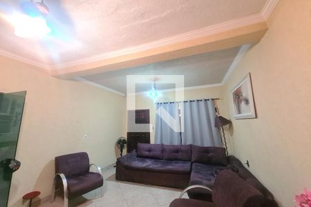 Sala de casa à venda com 3 quartos, 220m² em Parque São Lucas, São Paulo