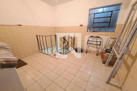 Casa à venda com 220m², 3 quartos e 1 vagaÁrea de Serviço
