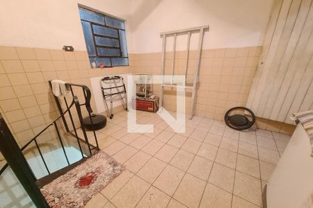 Casa à venda com 220m², 3 quartos e 1 vagaÁrea de Serviço