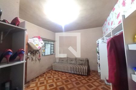 Casa à venda com 220m², 3 quartos e 1 vagaQuarto 2
