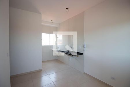 Sala-Cozinha de apartamento à venda com 2 quartos, 36m² em Cidade São Miguel, São Paulo