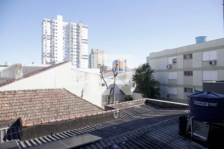 Sala Vista de apartamento para alugar com 1 quarto, 48m² em Santana, Porto Alegre