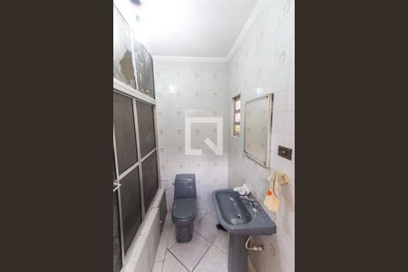 Casa à venda com 245m², 4 quartos e 3 vagas Casa à venda com 245m², 4 quartos e 3 vagasBanheiro 1