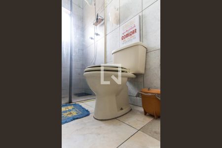 Casa à venda com 245m², 4 quartos e 3 vagas Casa à venda com 245m², 4 quartos e 3 vagasBanheiro da Suíte