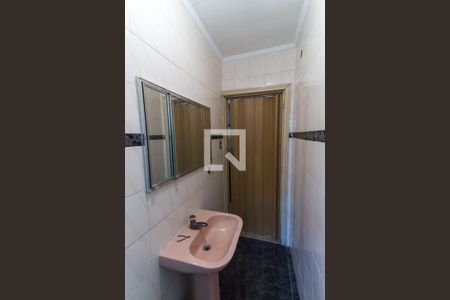 Casa à venda com 245m², 4 quartos e 3 vagas Casa à venda com 245m², 4 quartos e 3 vagasCasa 2 - Banheiro 2