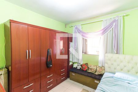 Casa à venda com 245m², 4 quartos e 3 vagas Casa à venda com 245m², 4 quartos e 3 vagasQuarto 2