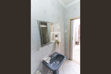 Casa à venda com 245m², 4 quartos e 3 vagas Casa à venda com 245m², 4 quartos e 3 vagasBanheiro 1