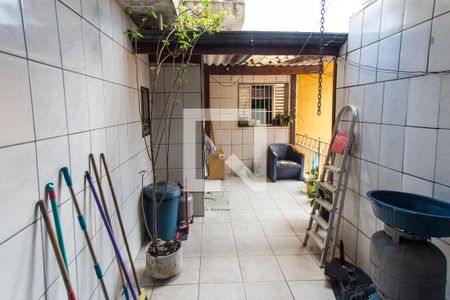 Casa à venda com 245m², 4 quartos e 3 vagas Casa à venda com 245m², 4 quartos e 3 vagasÁrea de Serviço