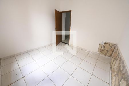 Quarto 1 de casa para alugar com 4 quartos, 120m² em Setor Faiçalville, Goiânia