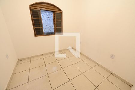 Casa para alugar com 120m², 4 quartos e 2 vagasQuarto 2