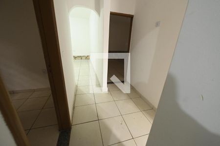 Corredor de casa para alugar com 4 quartos, 120m² em Setor Faiçalville, Goiânia