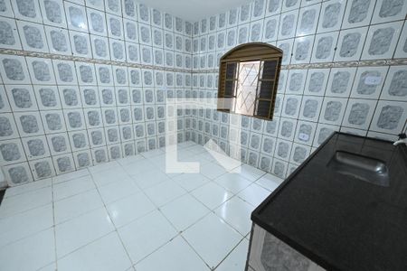 Casa para alugar com 120m², 4 quartos e 2 vagasCozinha
