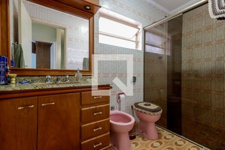 Casa à venda com 140m², 3 quartos e 2 vagas Casa à venda com 140m², 3 quartos e 2 vagasBanheiro