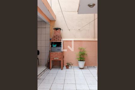 Casa à venda com 140m², 3 quartos e 2 vagas Casa à venda com 140m², 3 quartos e 2 vagasChurrasqueira