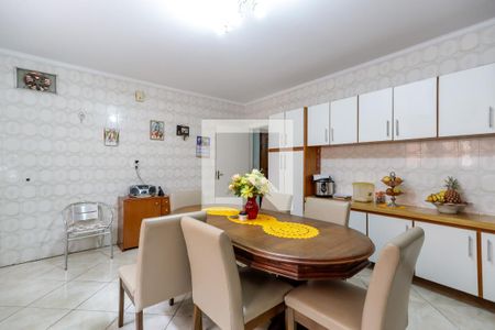 Casa à venda com 140m², 3 quartos e 2 vagas Casa à venda com 140m², 3 quartos e 2 vagasCozinha