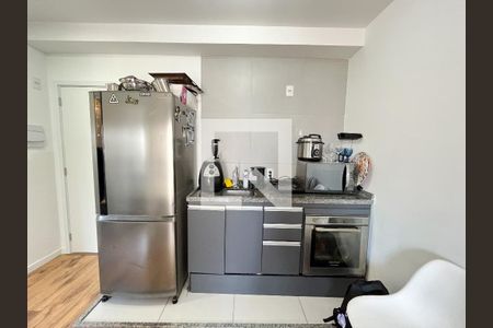 Cozinha de apartamento para alugar com 1 quarto, 30m² em Jardim Prudência, São Paulo