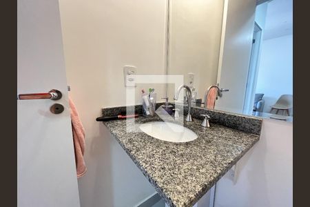 Apartamento para alugar com 30m², 1 quarto e sem vaga Apartamento para alugar com 30m², 1 quarto e sem vagaBanheiro