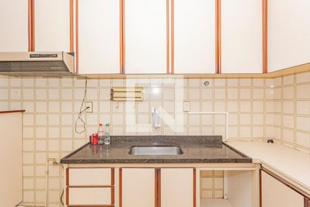 Apartamento para alugar com 65m², 2 quartos e 1 vaga Apartamento para alugar com 65m², 2 quartos e 1 vagaCozinha