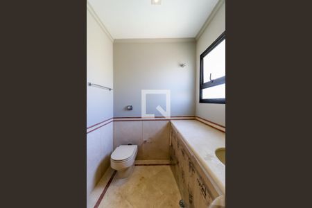 Apartamento à venda com 464m², 5 quartos e 4 vagasBanheiro da Suíte 5