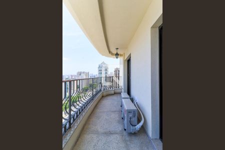 Apartamento à venda com 464m², 5 quartos e 4 vagasVaranda da Suítes 3 e 4