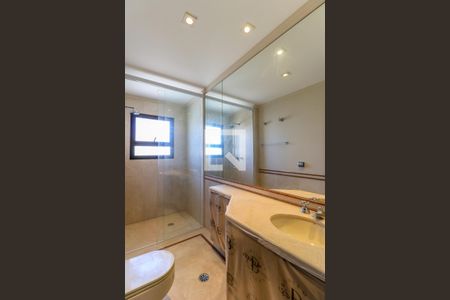 Apartamento à venda com 464m², 5 quartos e 4 vagasBanheiro da Suíte 4