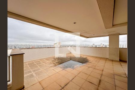 Apartamento à venda com 820m², 6 quartos e 6 vagasVaranda Suíte 4v