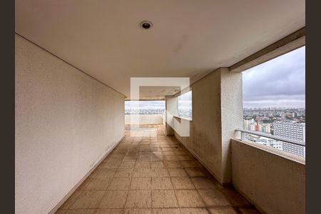 Apartamento à venda com 820m², 6 quartos e 6 vagasVaranda Suíte 4