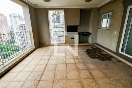 Apartamento à venda com 425m², 7 quartos e 5 vagasVaranda da Sala