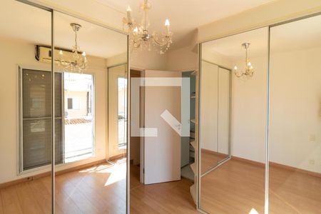 Casa de condomínio para alugar com 86m², 3 quartos e 2 vagasSuíte