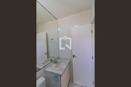 Casa de condomínio para alugar com 86m², 3 quartos e 2 vagasBanheiro