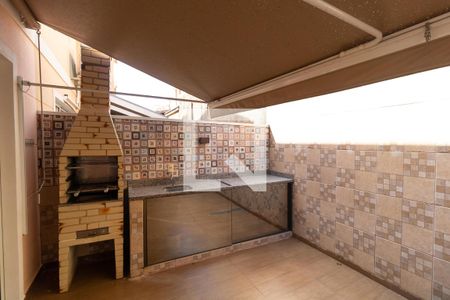 Casa de condomínio para alugar com 86m², 3 quartos e 2 vagasChurrasqueira