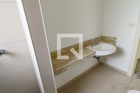 Apartamento à venda com 425m², 7 quartos e 5 vagasBanheiro da Suíte 3