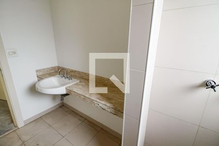 Apartamento à venda com 425m², 7 quartos e 5 vagasBanheiro da Suíte 1