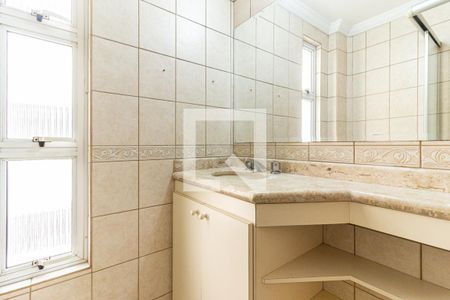 Apartamento à venda com 130m², 3 quartos e 1 vaga Apartamento à venda com 130m², 3 quartos e 1 vagaBanheiro 2