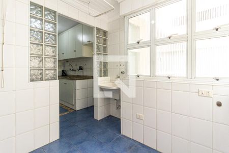 Apartamento à venda com 130m², 3 quartos e 1 vaga Apartamento à venda com 130m², 3 quartos e 1 vagaÁrea de Serviço
