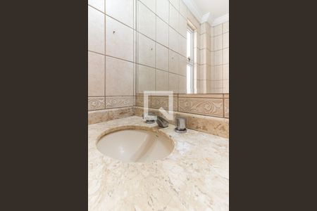 Apartamento à venda com 130m², 3 quartos e 1 vaga Apartamento à venda com 130m², 3 quartos e 1 vagaBanheiro 2 - Pia