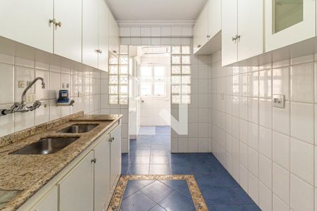 Apartamento à venda com 130m², 3 quartos e 1 vaga Apartamento à venda com 130m², 3 quartos e 1 vagaCozinha