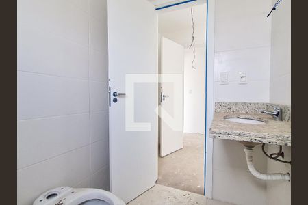 Apartamento à venda com 79m², 2 quartos e 2 vagasBanheiro suite 2