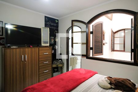 Casa à venda com 380m², 5 quartos e 2 vagasSuíte 4