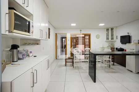 Casa à venda com 380m², 5 quartos e 2 vagasCozinha