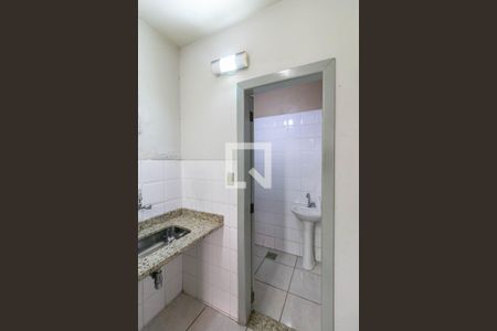 Apartamento à venda com 220m², 4 quartos e 4 vagasEscritório