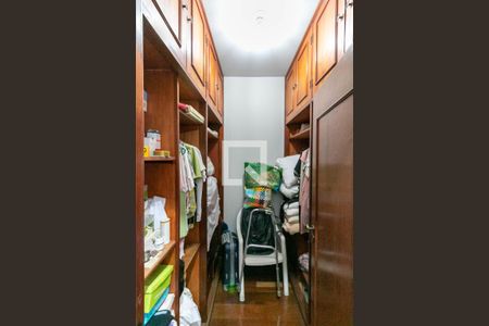 Apartamento à venda com 220m², 4 quartos e 4 vagasQuarto 3