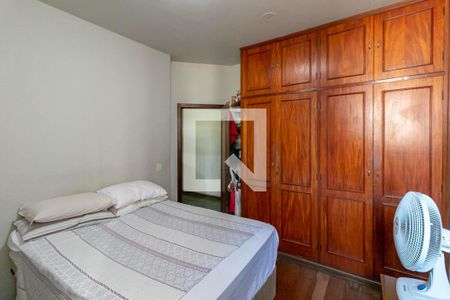 Apartamento à venda com 220m², 4 quartos e 4 vagasQuarto 4